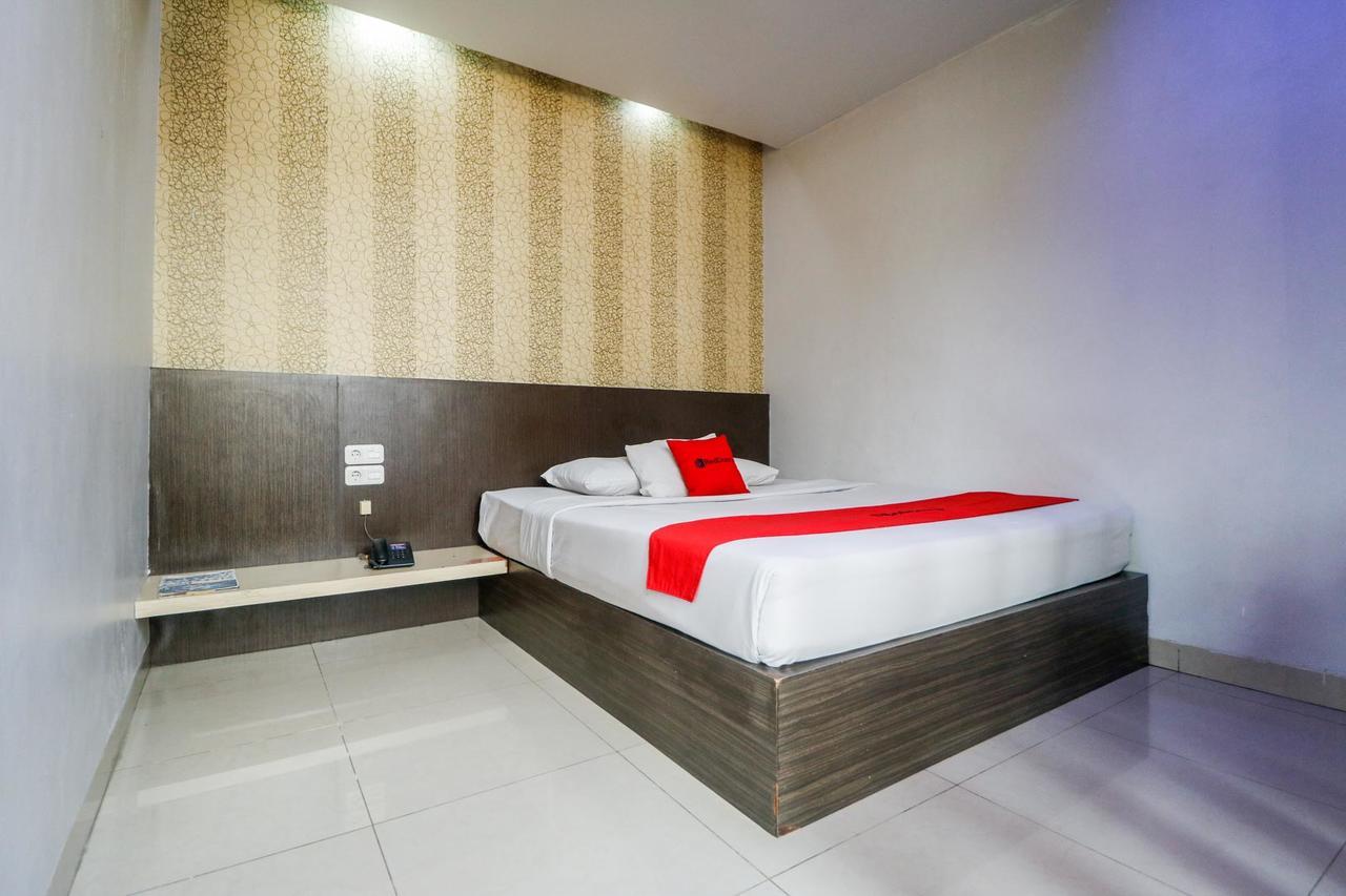 Reddoorz Plus Near Pasar Wisata เปกันบารู ภายนอก รูปภาพ